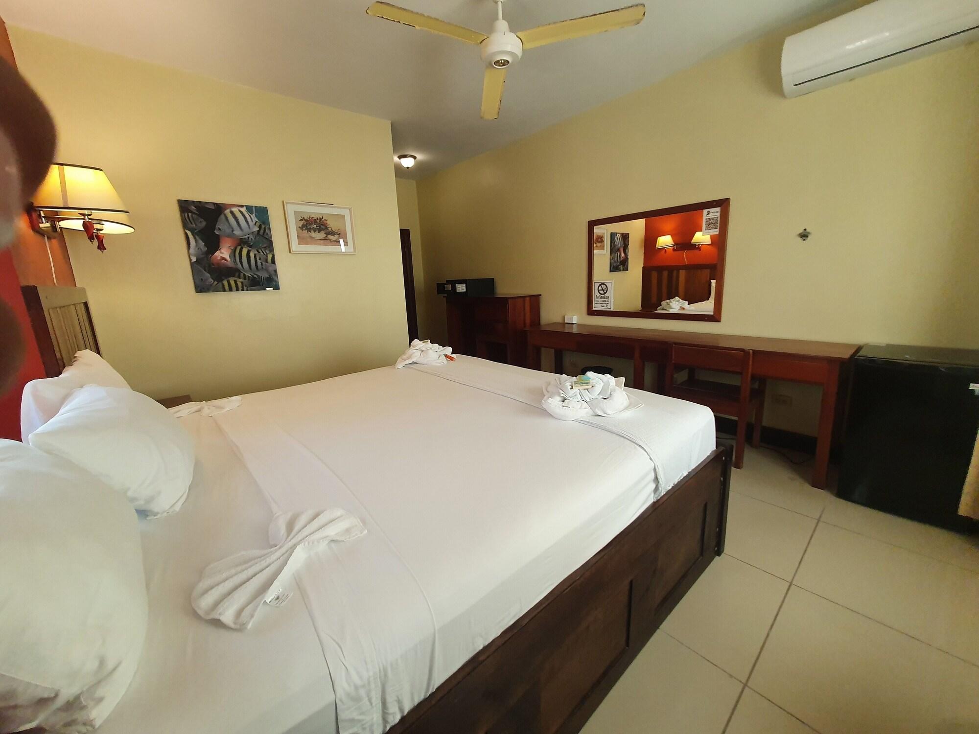 Caye Caulker Plaza Hotel Exteriér fotografie